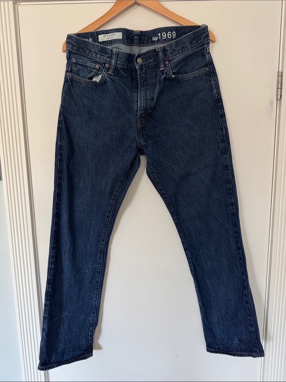 GAP Men's Straight Jeans in Dark Blue Denim